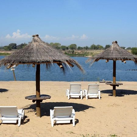 Howard Johnson Resort & Convention Center Ezeiza Zewnętrze zdjęcie